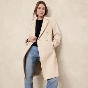 Banana Republic Timeless Topcoat (Cream) - Size S Petite